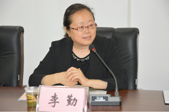 李勤副校长虚心学习