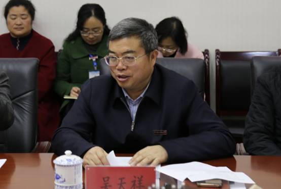 dfeb4b2b8e74d6c5a73b5c403de8568